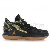 Nouvelle Air Jordan XXXII Low/metallic gold-gum yellow Noir