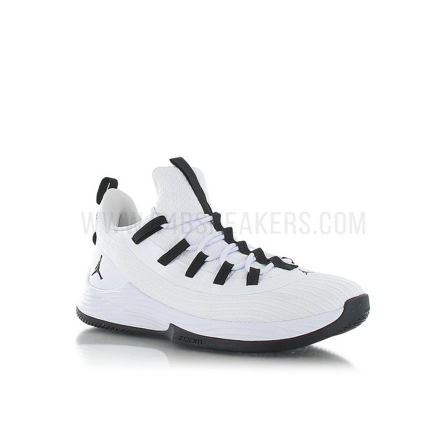 Jordan Ultra Fly 2 Low/black-white Blanc