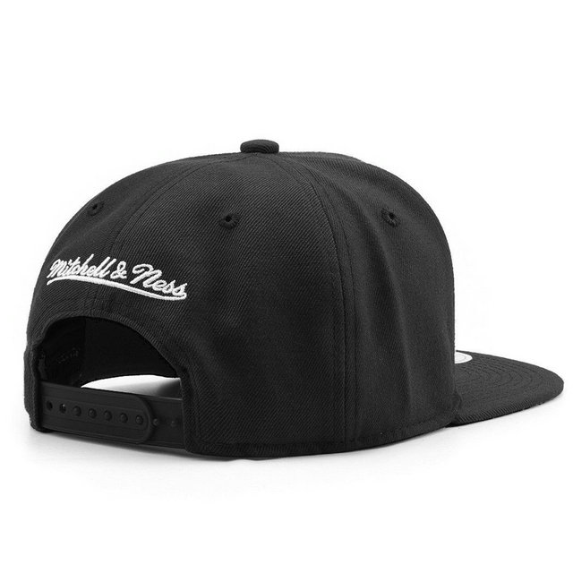 Casquette New York Knicks Wool Solid Mitchell&Ness Noir